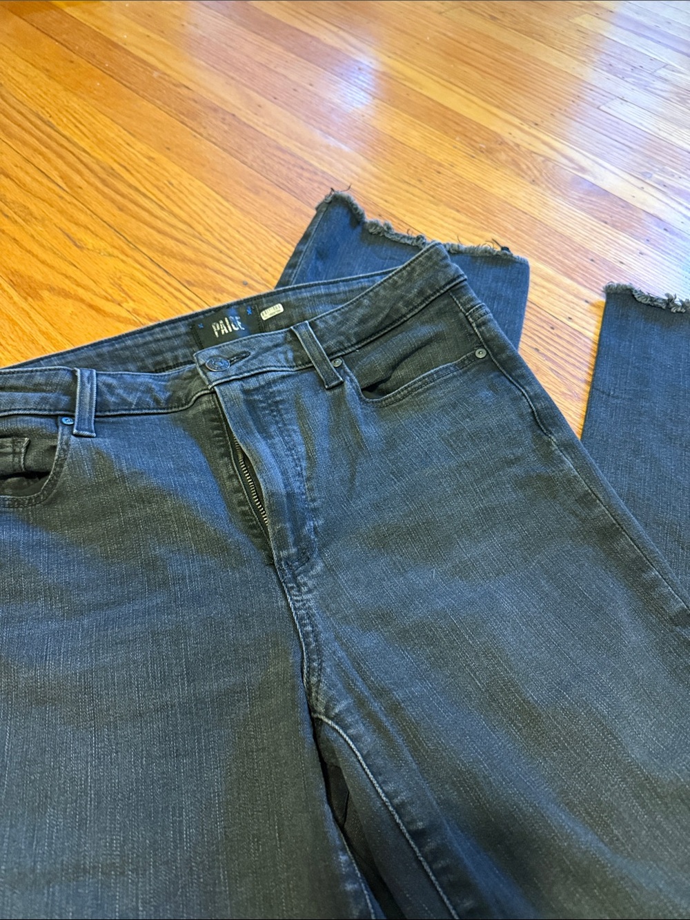 PAIGE Women’s Black Jeans - Atley Ankle Flare Size 30
